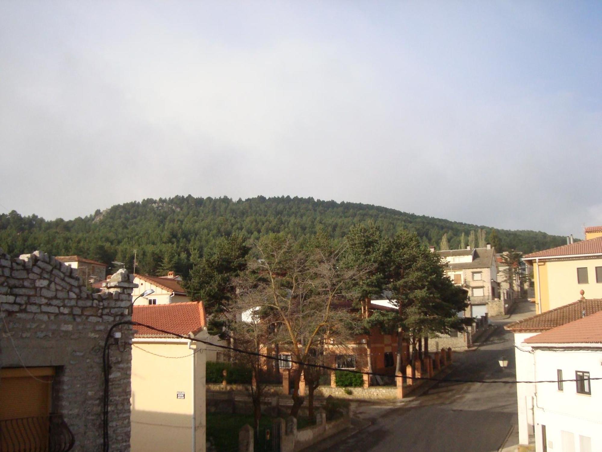 Hotel Suiza Bronchales Exterior foto