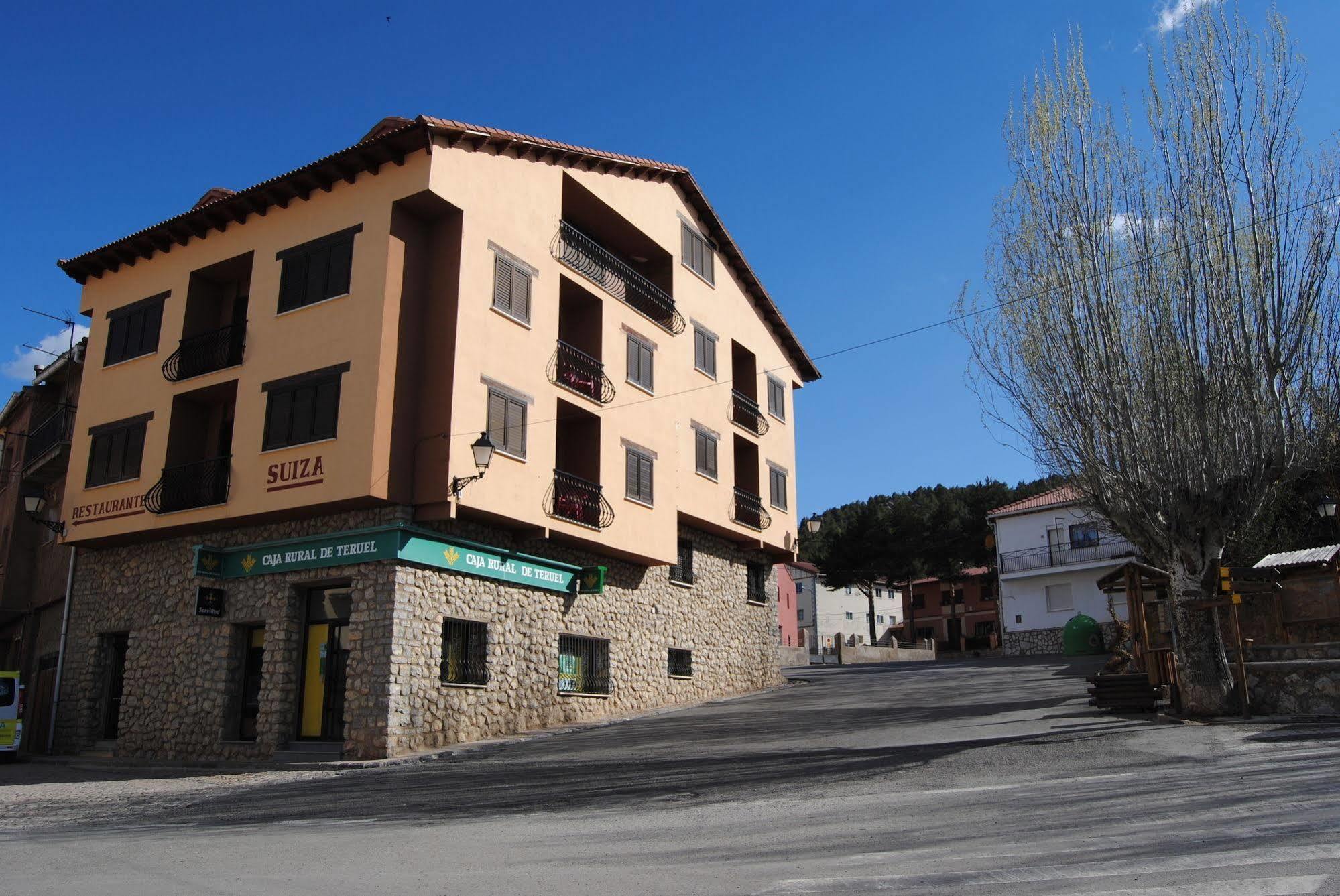 Hotel Suiza Bronchales Exterior foto