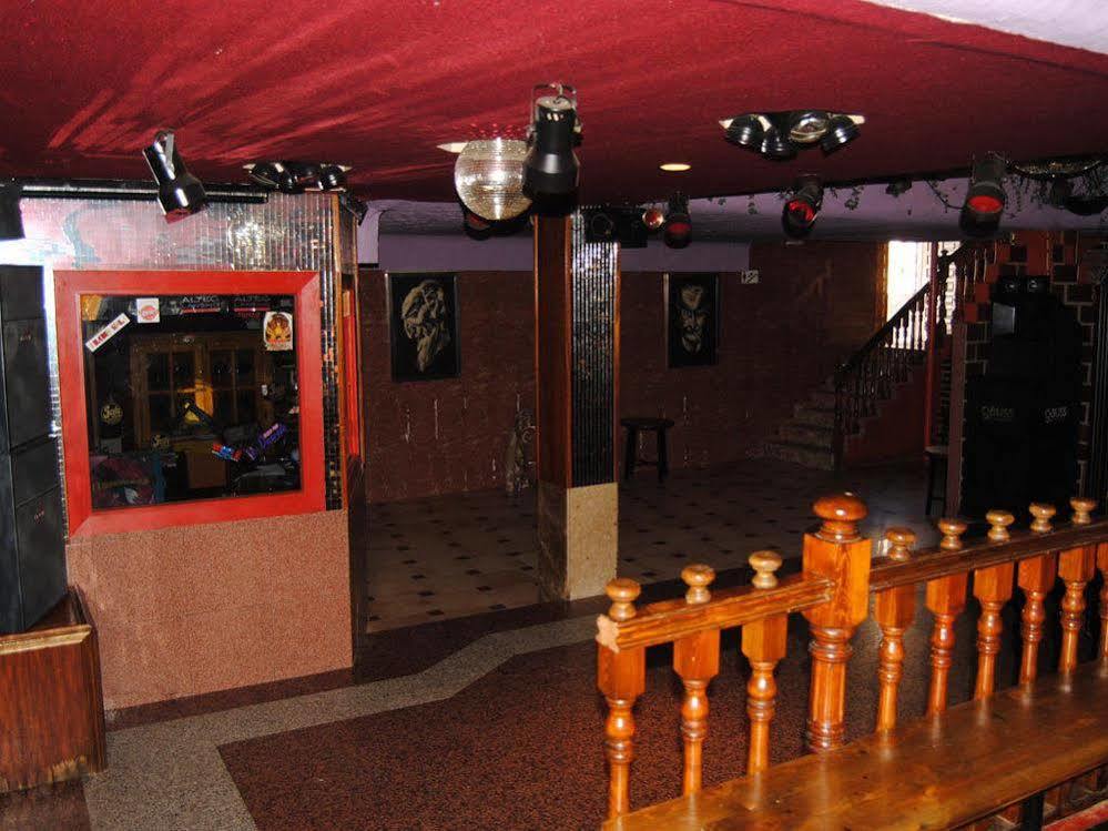 Hotel Suiza Bronchales Exterior foto